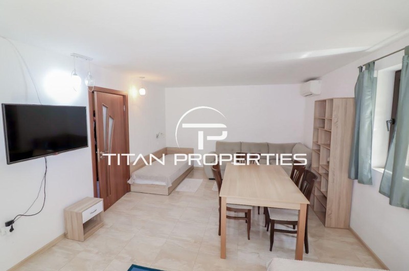 Издаје се  1 спаваћа соба Варна , Грацка махала , 90 м2 | 38082502 - слика [2]