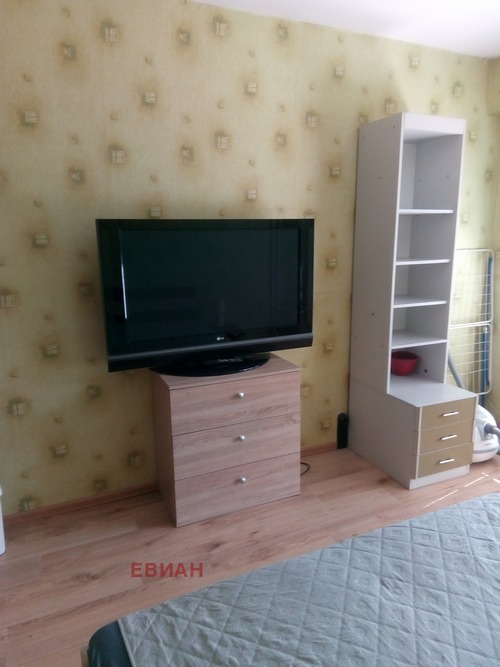 Дава под наем 3-СТАЕН, гр. Русе, Възраждане, снимка 13 - Апартаменти - 56120104