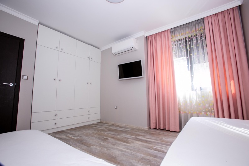För uthyrning  2 sovrum Burgas , Centar , 90 kvm | 62647056 - bild [9]