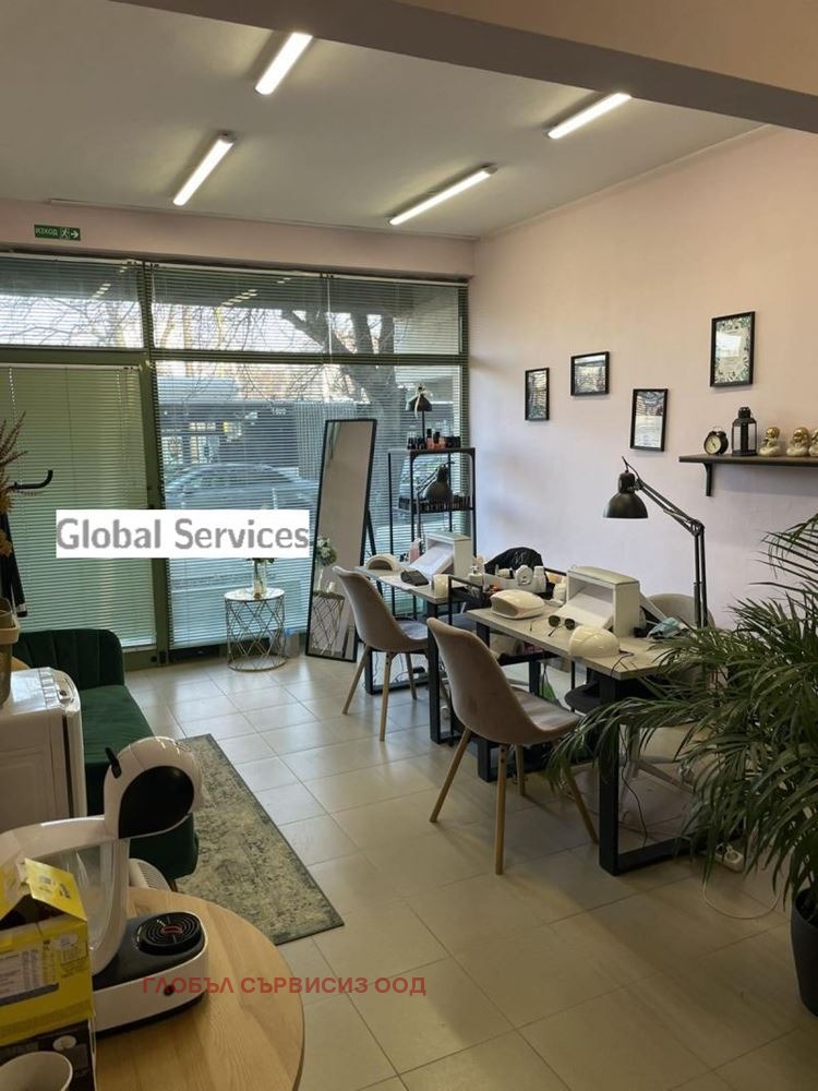 En renta  Comercio Sofia , Tsentar , 30 metros cuadrados | 56348442 - imagen [4]
