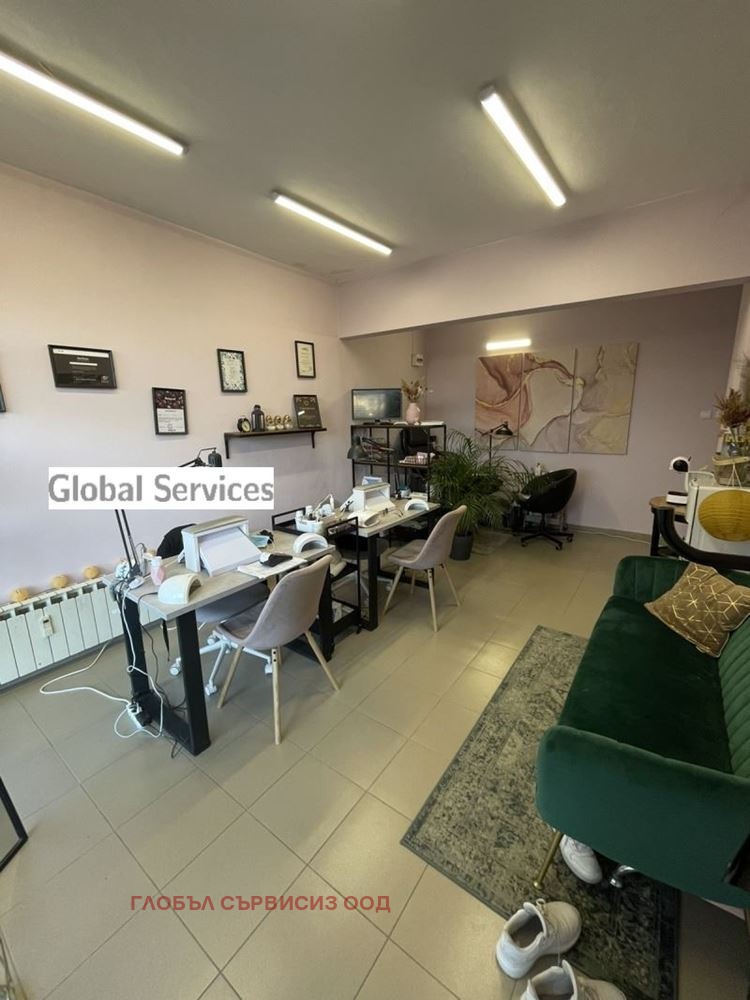 En renta  Comercio Sofia , Tsentar , 30 metros cuadrados | 56348442 - imagen [2]