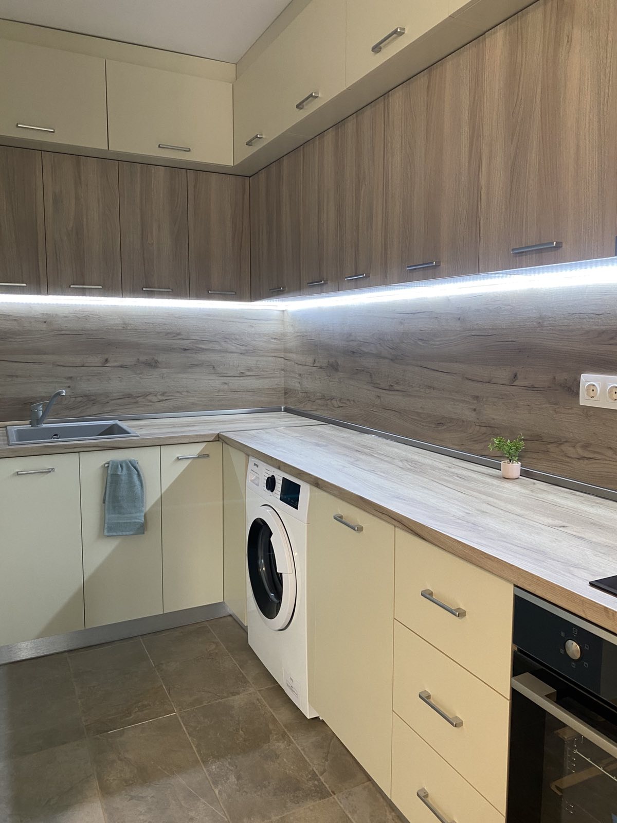 Дава под наем 3-СТАЕН, гр. Пловдив, Център, снимка 2 - Апартаменти - 53723442