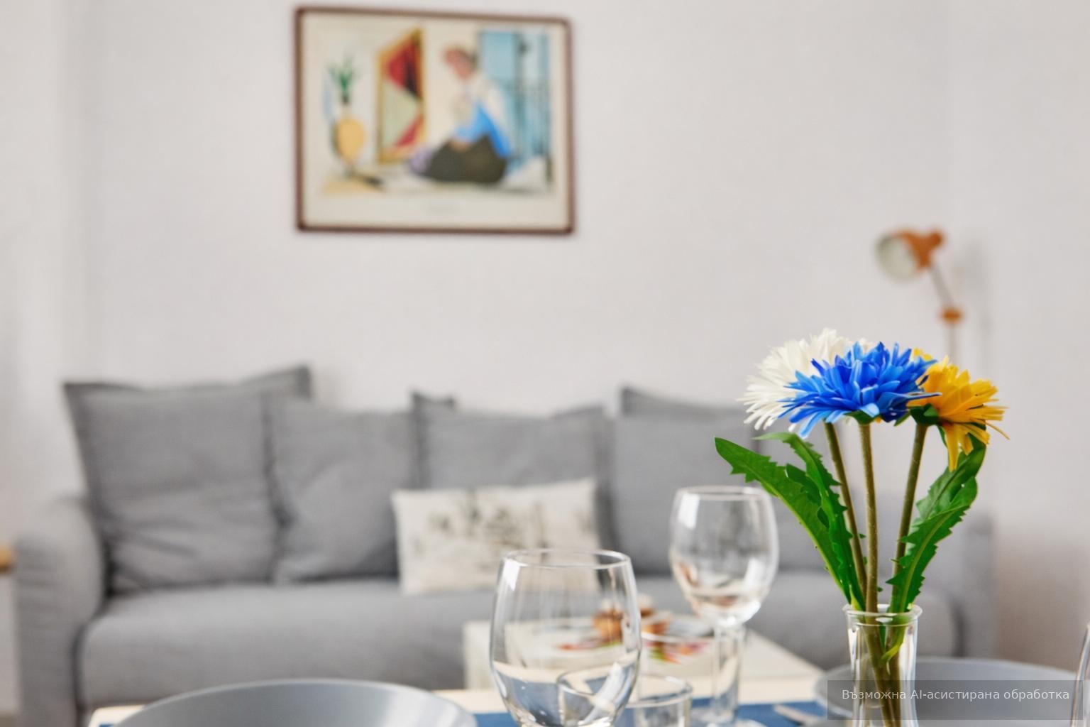 Дава под наем 3-СТАЕН, гр. София, Лозенец, снимка 2 - Апартаменти - 53778441