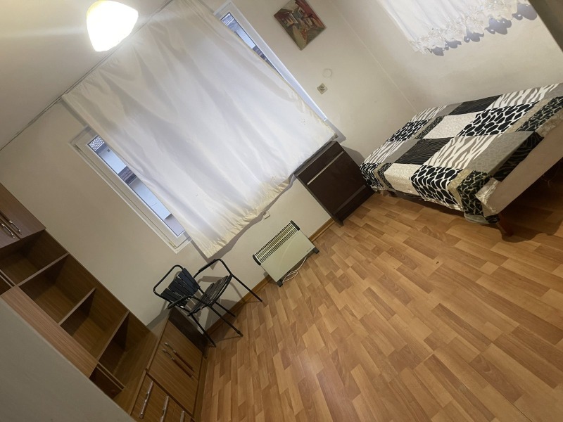 Дава под наем МНОГОСТАЕН, гр. Пловдив, Коматево, снимка 3 - Апартаменти - 52659965