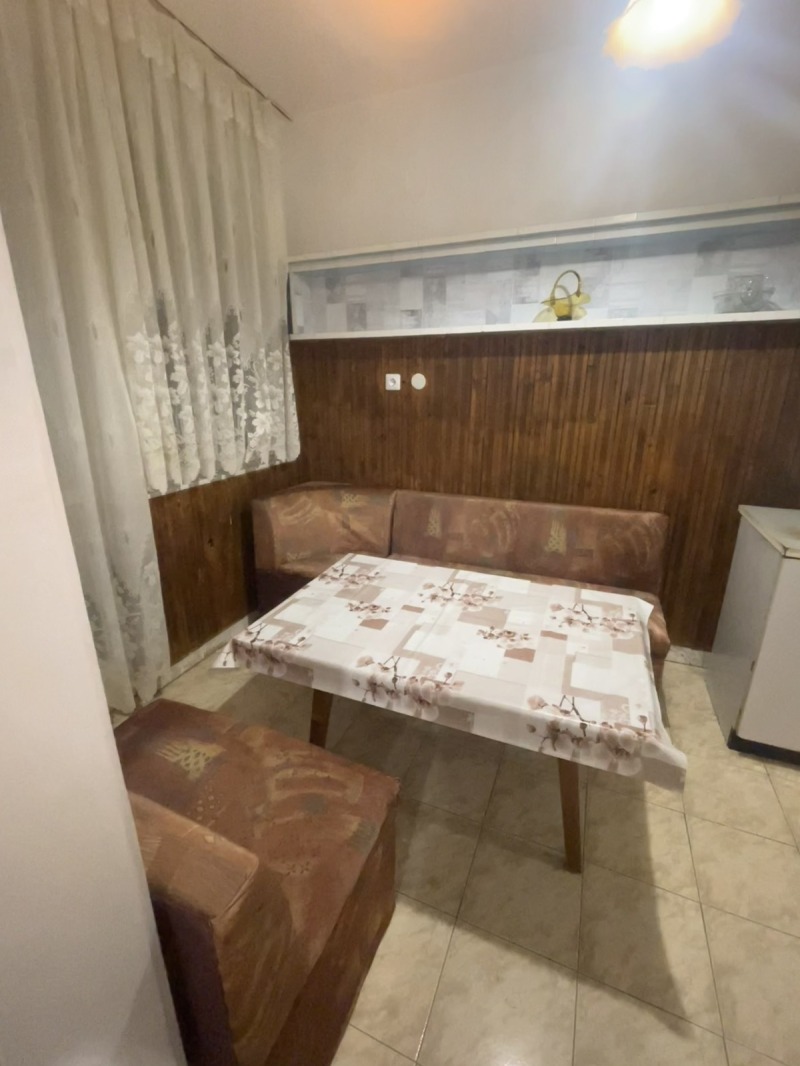 Дава под наем МНОГОСТАЕН, гр. Пловдив, Коматево, снимка 10 - Апартаменти - 52659965