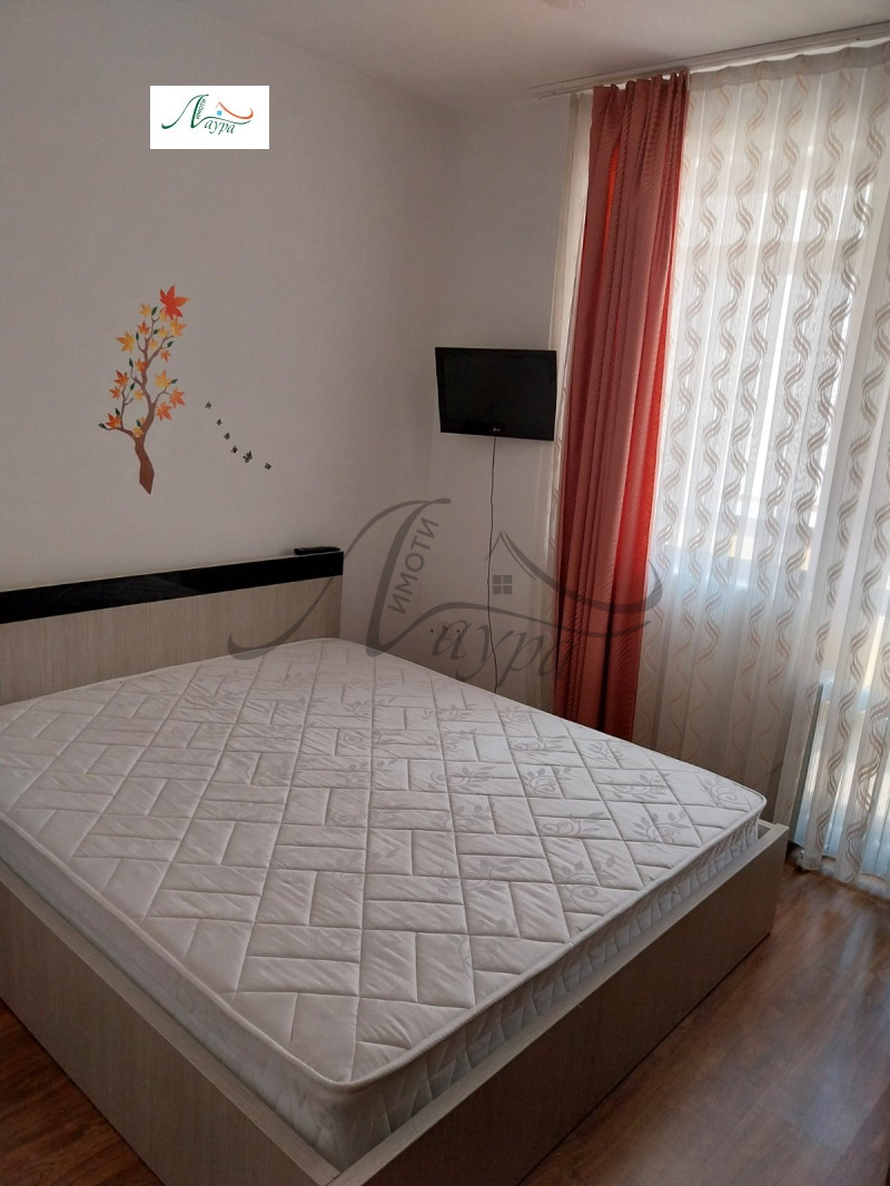 Дава под наем  2-стаен град Шумен , Център , 60 кв.м | 84081286