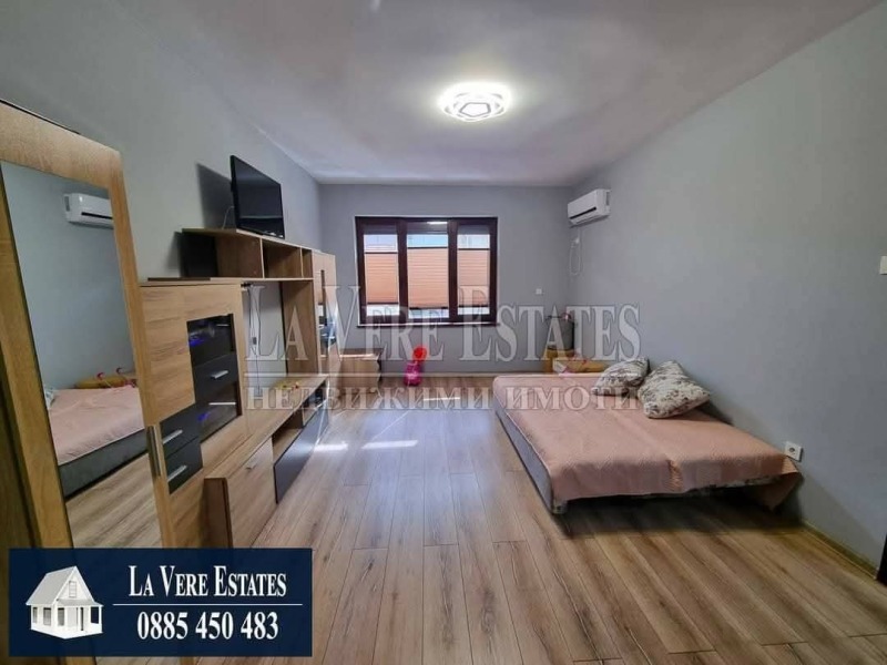 Дава под наем  3-стаен град Русе , Център , 74 кв.м | 30160157 - изображение [7]