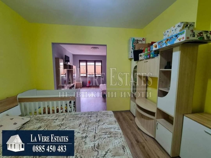 Дава под наем  3-стаен град Русе , Център , 74 кв.м | 30160157 - изображение [9]