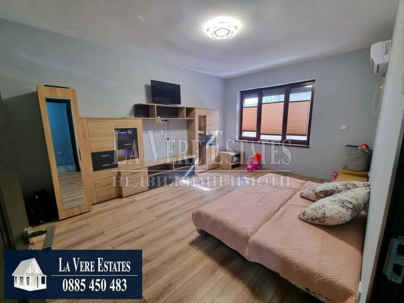 Дава под наем  3-стаен град Русе , Център , 74 кв.м | 30160157 - изображение [5]