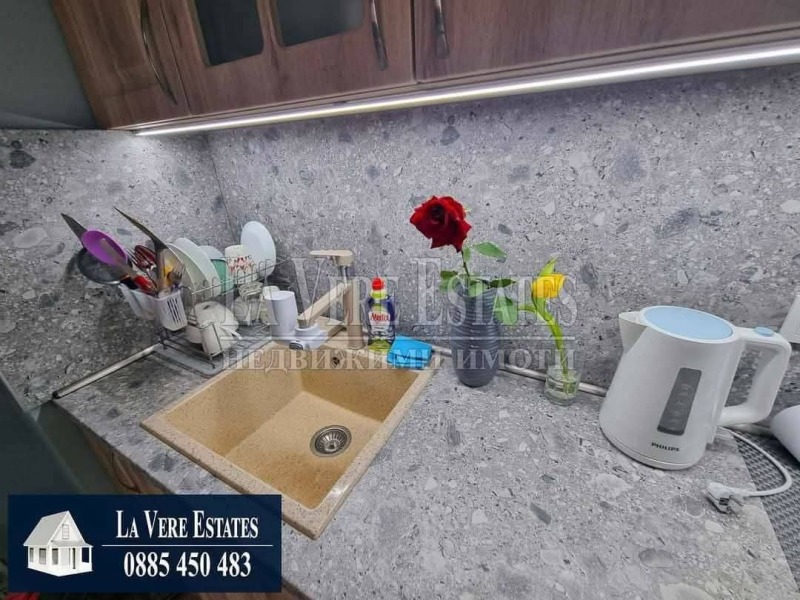 Дава под наем  3-стаен град Русе , Център , 74 кв.м | 30160157 - изображение [3]