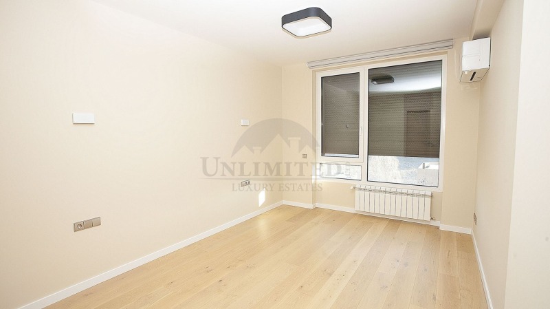 Kiadó  3 hálószobás Sofia , Iztok , 320 négyzetméter | 42894166 - kép [16]
