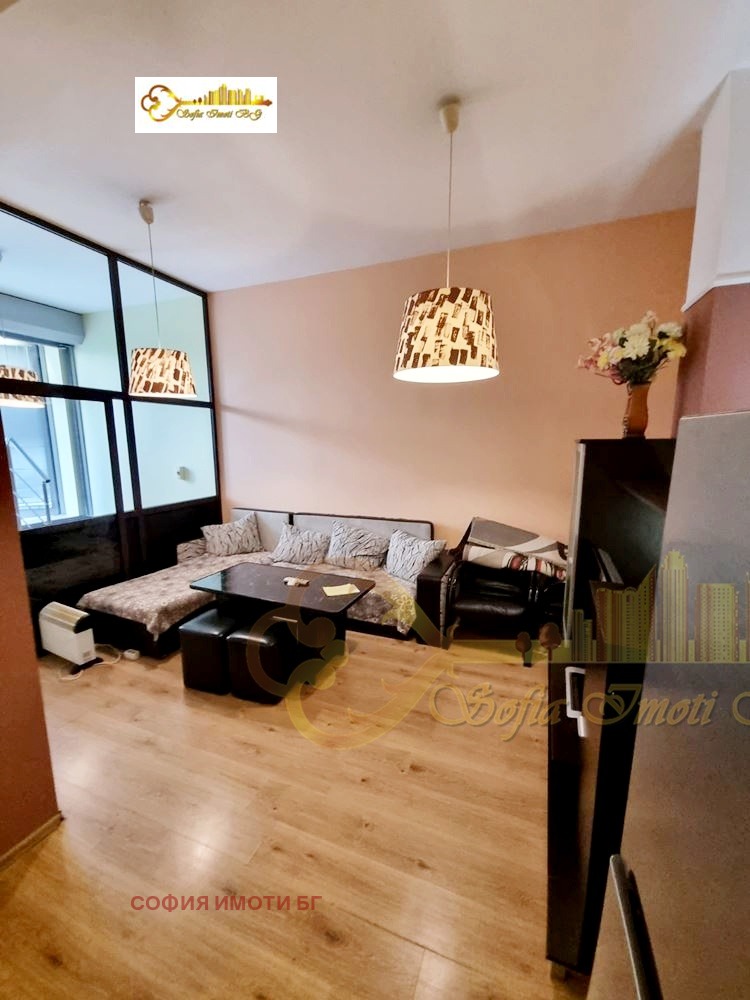 A louer  Studio Sofia , Poligona , 70 m² | 77610775 - image [3]