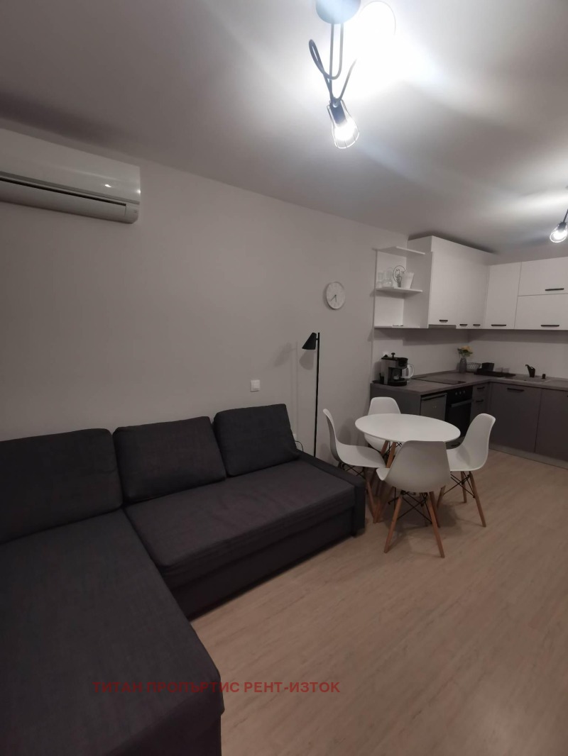 Издаје се  1 спаваћа соба Бургас , Зорница , 52 м2 | 25048207 - слика [4]