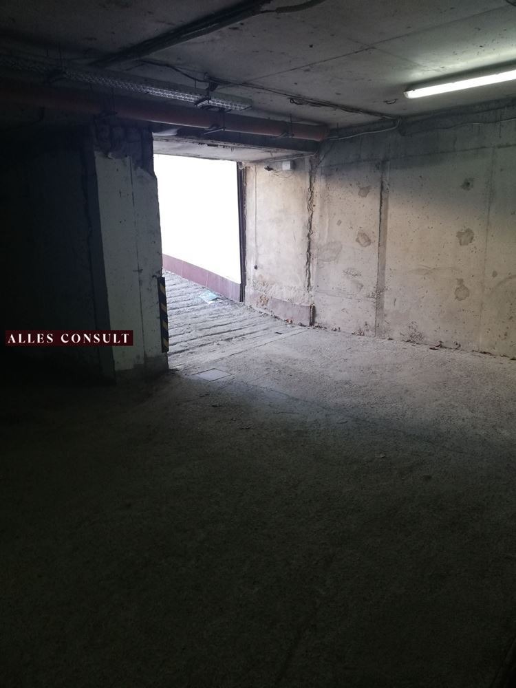 Дава под наем ГАРАЖ, ПАРКОМЯСТО, гр. София, Люлин 8, снимка 9 - Гаражи и паркоместа - 53523696