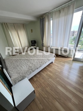 Studio m-t Alen mac, Varna
