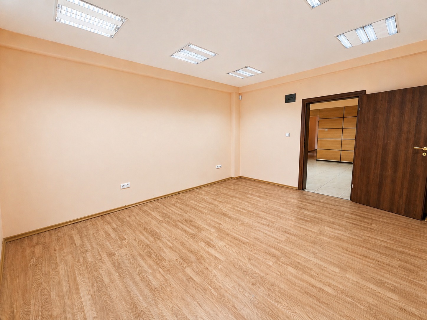 Дава под наем ОФИС, гр. София, Център, снимка 8 - Офиси - 54355463