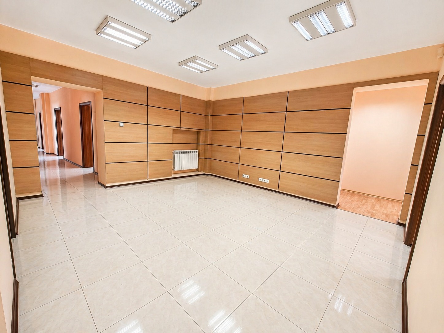 Дава под наем ОФИС, гр. София, Център