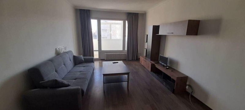 Para alugar  1 quarto Sofia , Darvenica , 69 m² | 62075906
