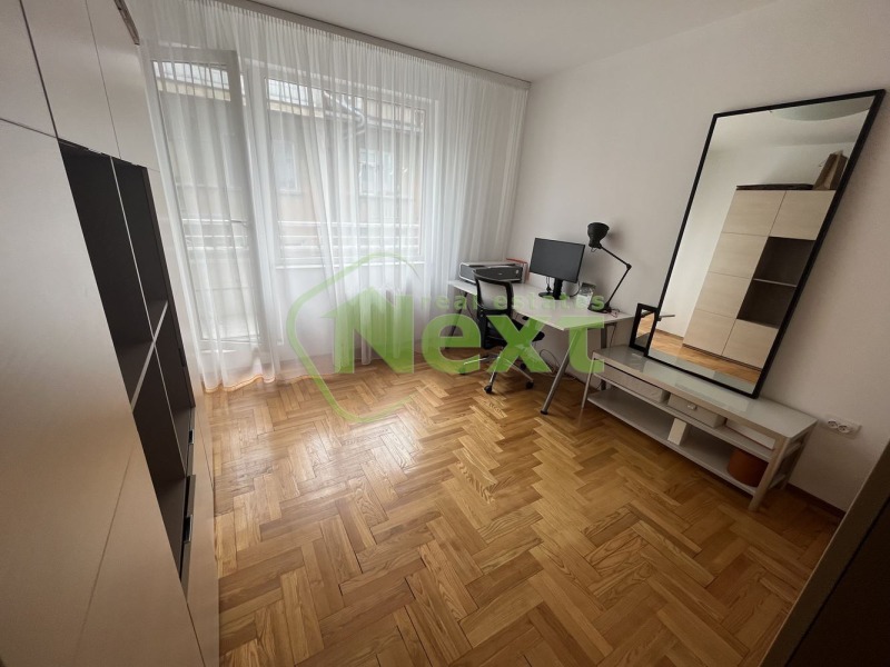 Дава под наем  3-стаен град София , Център , 120 кв.м | 67203189 - изображение [11]