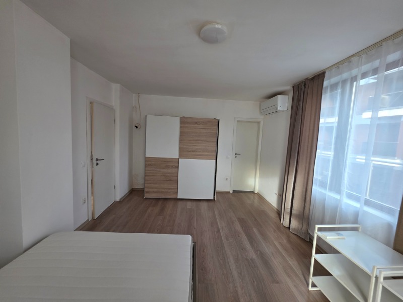 Дава под наем 4-СТАЕН, гр. София, Кръстова вада, снимка 2 - Апартаменти - 52737105