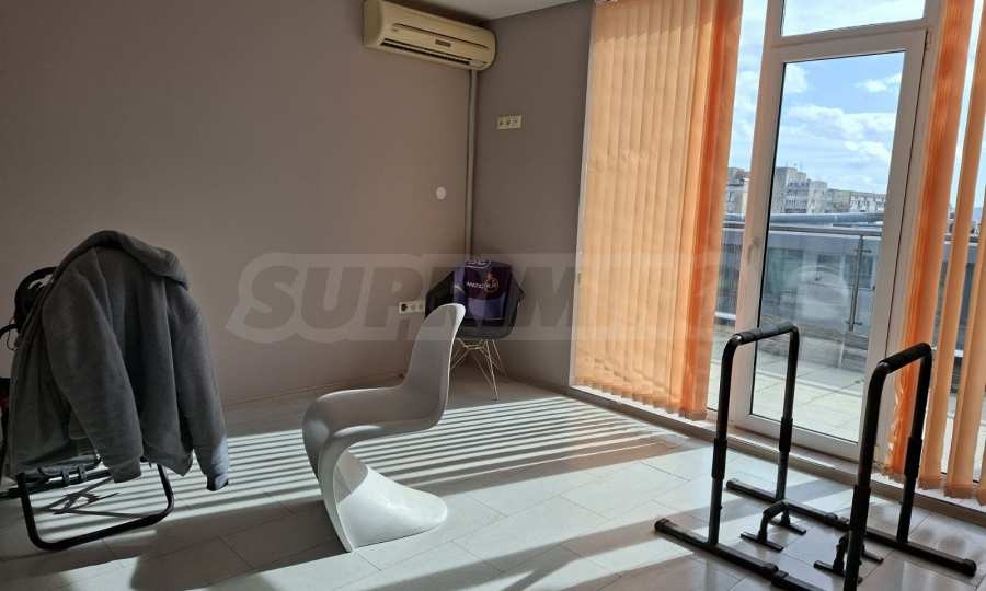 Дава под наем ОФИС, гр. Бургас, Братя Миладинови, снимка 3 - Офиси - 53725329