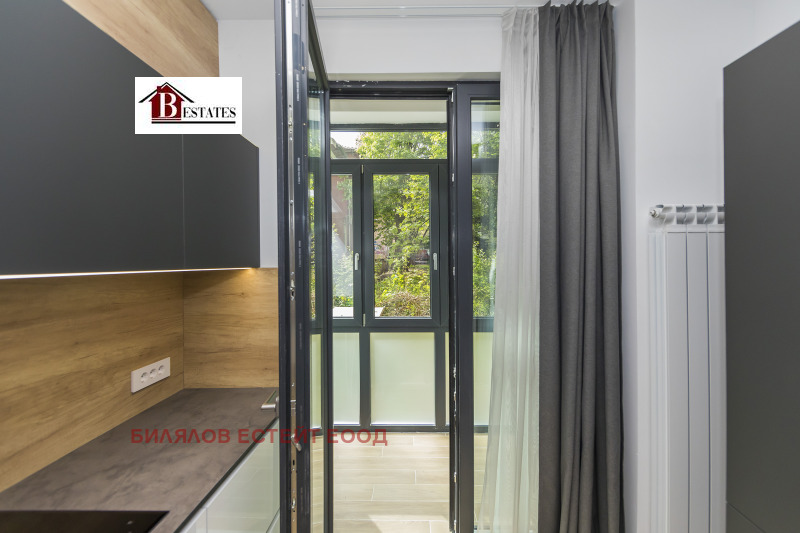 Zu vermieten  1 Schlafzimmer Sofia , Zentar , 90 qm | 86061946 - Bild [8]