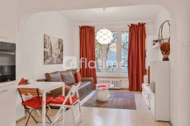 Дава под наем  2-стаен град София , Център , 46 кв.м | 34007215