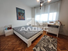 ���� ��� ���� 3-����� | Imot.bg � ����� ������ 8