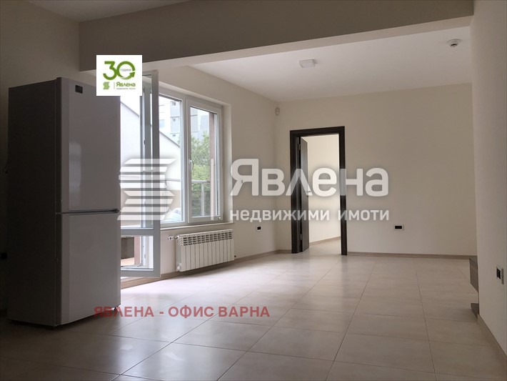 Da affittare  2 camere da letto Varna , Sportna zala , 120 mq | 49925761 - Immagine [2]