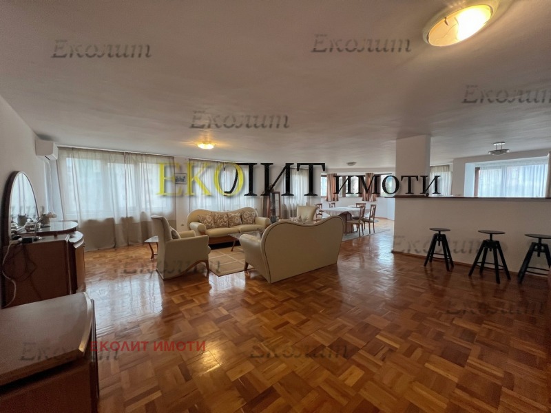 En renta  2 dormitorios Sofia , Jipodruma , 220 metros cuadrados | 48036426 - imagen [4]