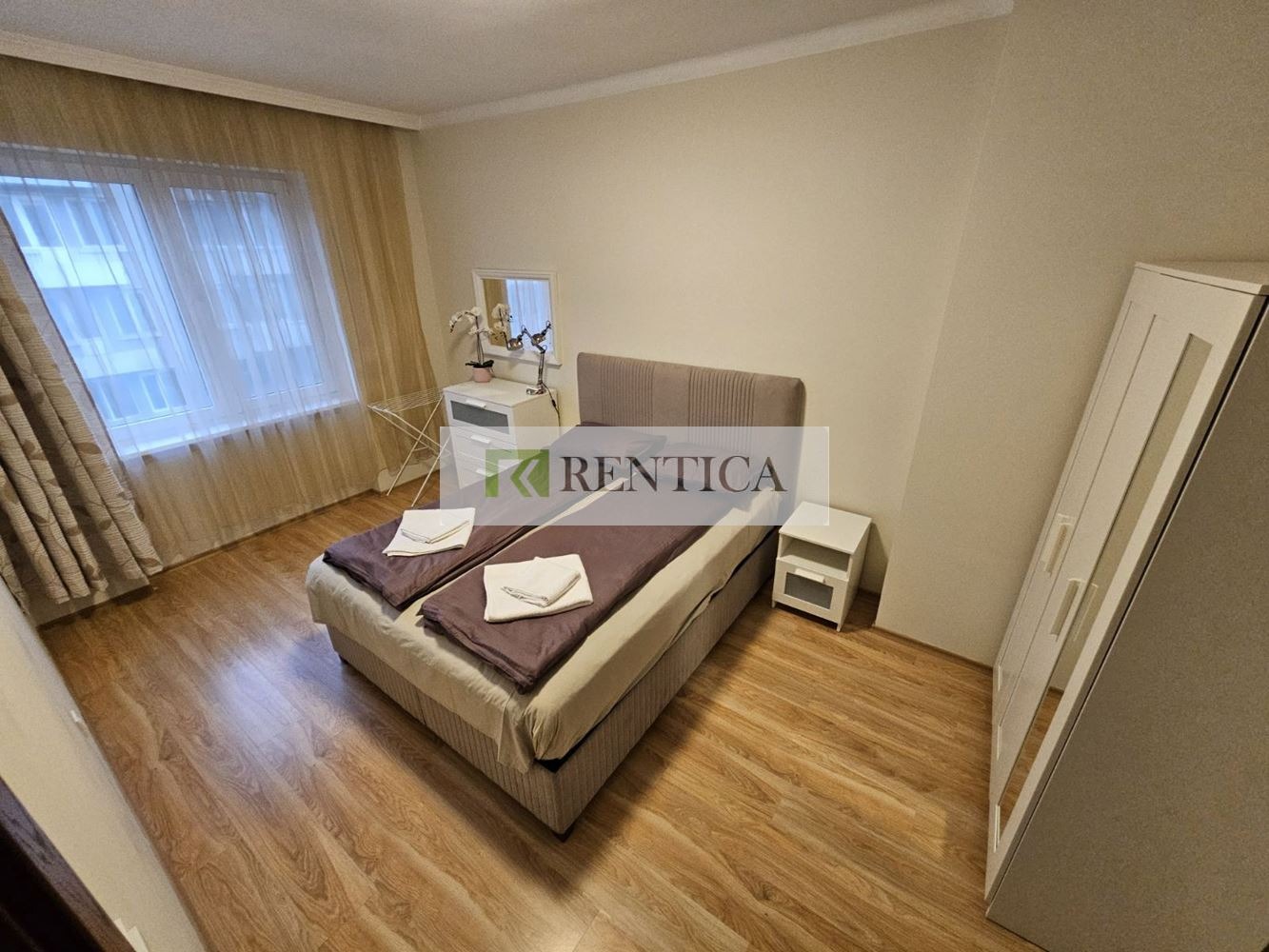Дава под наем 3-СТАЕН, гр. Варна, Център, снимка 6 - Апартаменти - 56077438