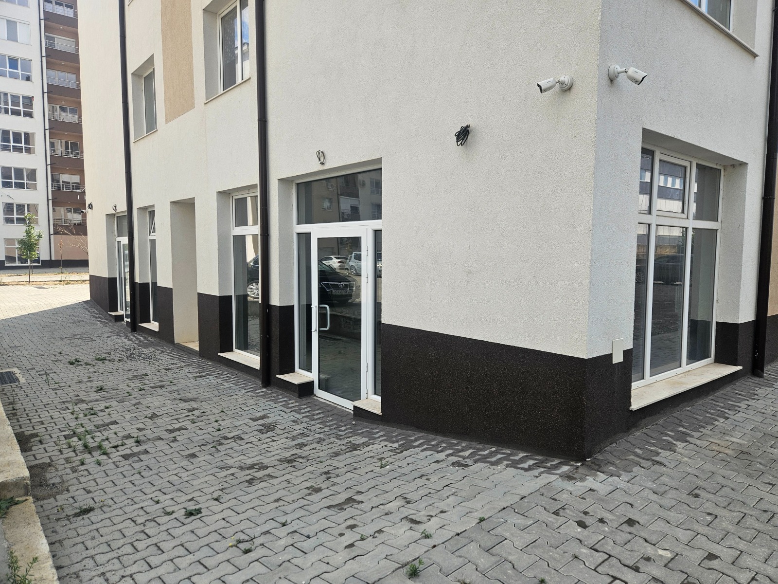 Дава под наем МАГАЗИН, гр. Стара Загора, Самара 1, снимка 2 - Магазини - 51436888