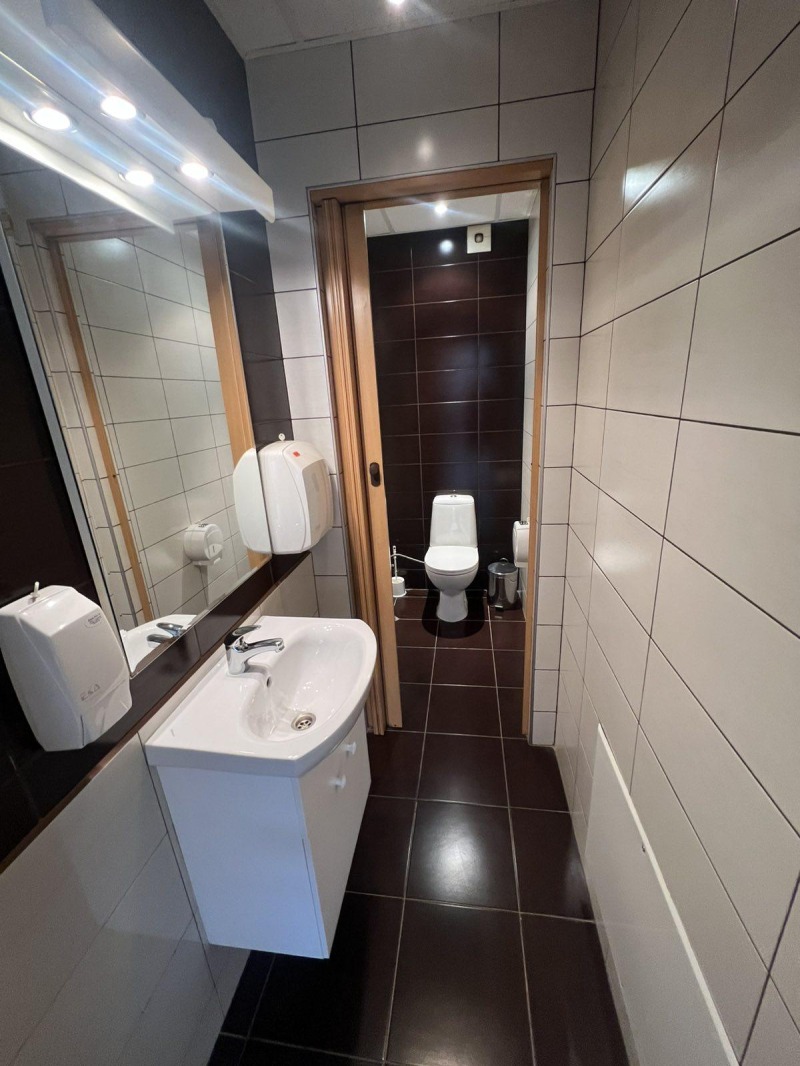 Издаје се  Канцеларија Пловдив , Каршијака , 110 м2 | 55929541 - слика [6]