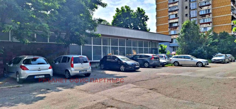 Дава под наем БИЗНЕС ИМОТ, гр. София, Хаджи Димитър