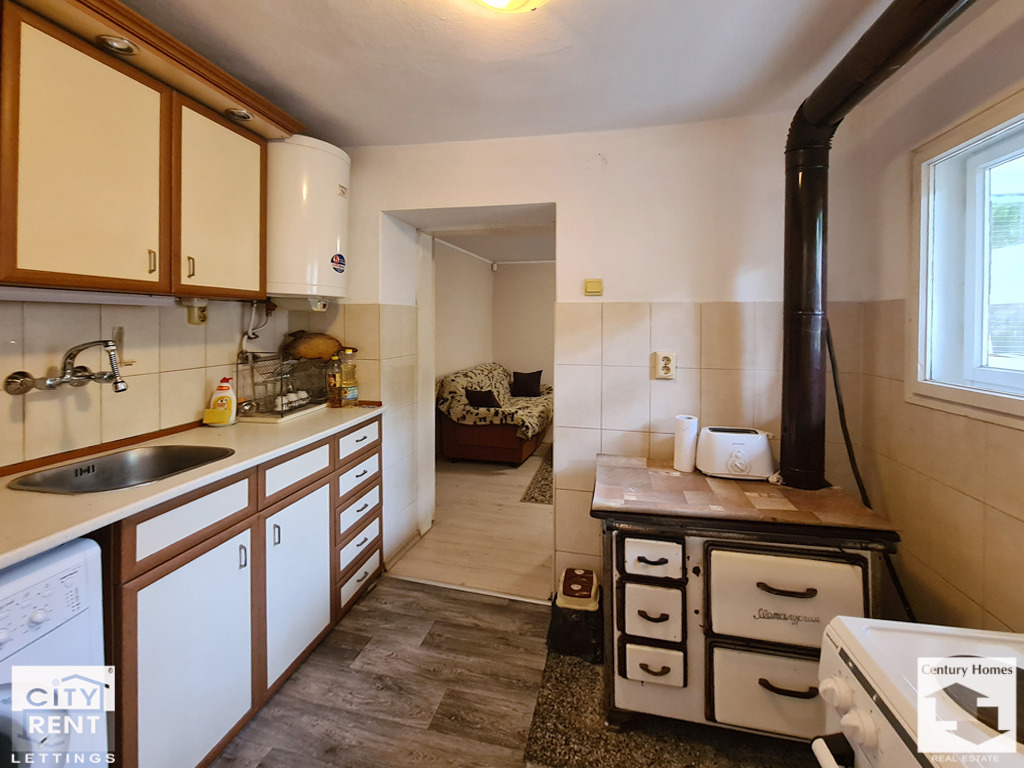 Дава под наем КЪЩА, с. Самоводене, област Велико Търново, снимка 8 - Къщи - 53987527