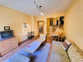 1 ložnice Zona B-5, Sofia