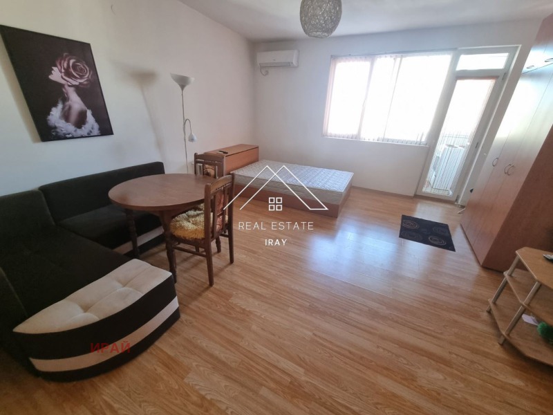 Kiadó  Stúdió Stara Zagora , ORB , 50 négyzetméter | 80431648 - kép [10]