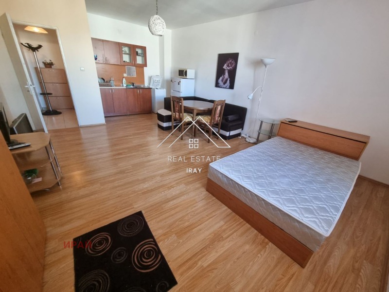 Kiadó  Stúdió Stara Zagora , ORB , 50 négyzetméter | 80431648