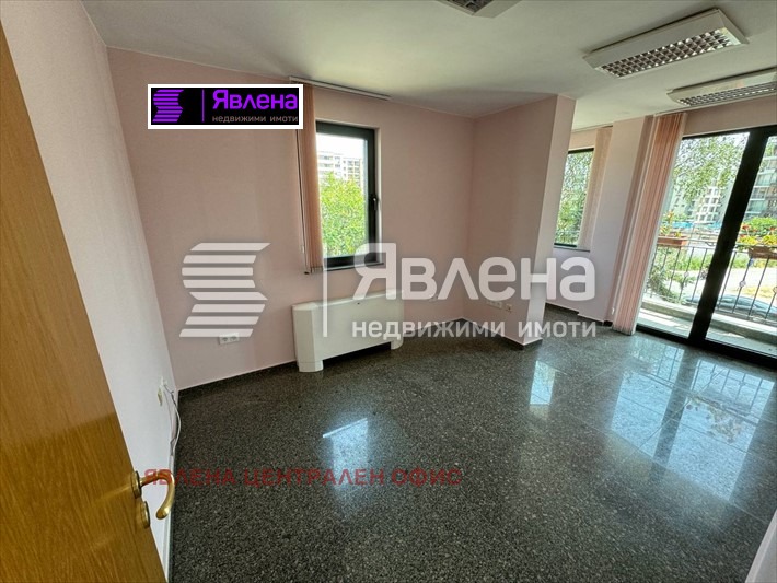 Do wynajęcia  Biuro Sofia , Krastowa wada , 220 mkw | 92002045 - obraz [3]