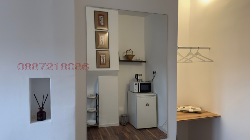 Дава под наем АТЕЛИЕ, ТАВАН, гр. София, Лозенец, снимка 3 - Апартаменти - 53391547