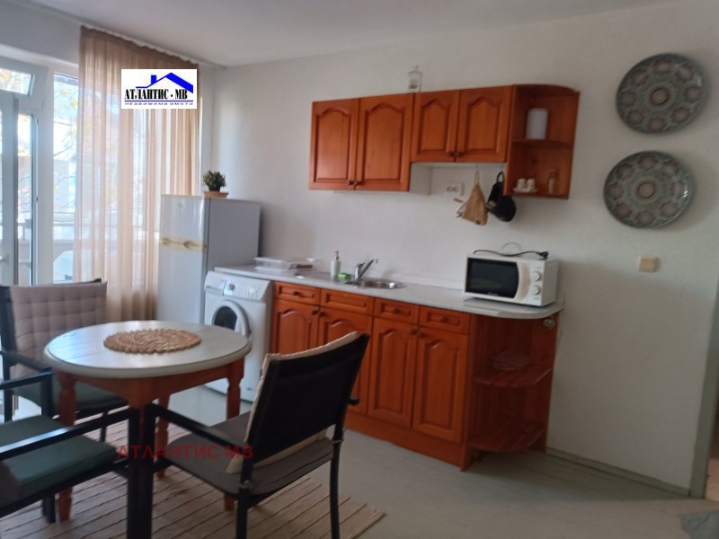 Издаје се  1 спаваћа соба Варна , Спортна зала , 65 м2 | 42705435 - слика [6]
