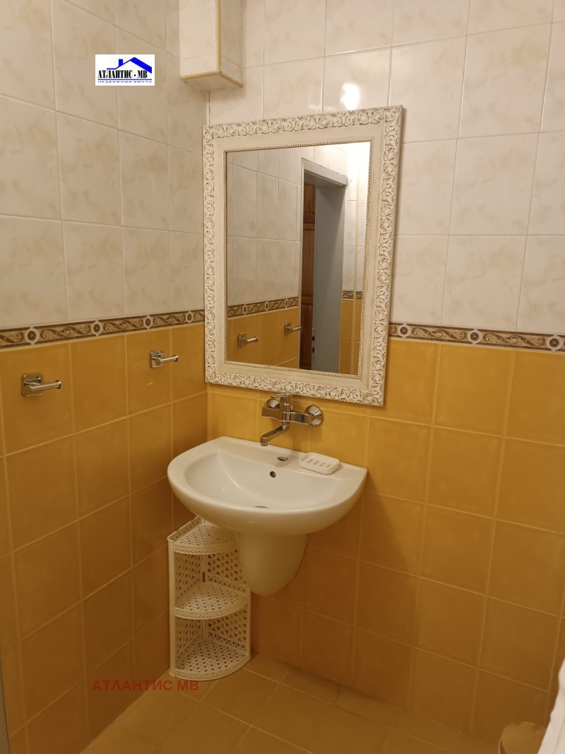 Издаје се  1 спаваћа соба Варна , Спортна зала , 65 м2 | 42705435 - слика [10]