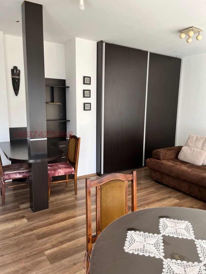 Дава под наем ЕТАЖ ОТ КЪЩА, гр. Асеновград, област Пловдив, снимка 2 - Етаж от къща - 52779675