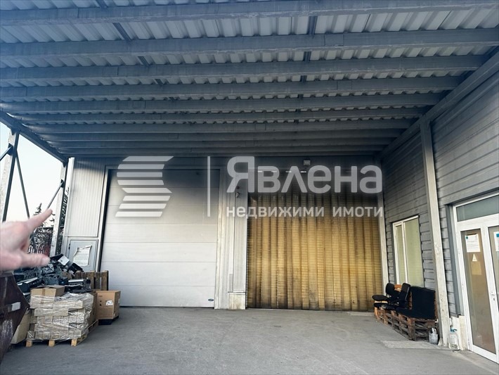 Дава под наем СКЛАД, гр. София, Военна рампа, снимка 11 - Складове - 55535119