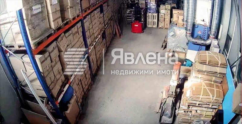 Дава под наем СКЛАД, гр. София, Военна рампа, снимка 12 - Складове - 55535119