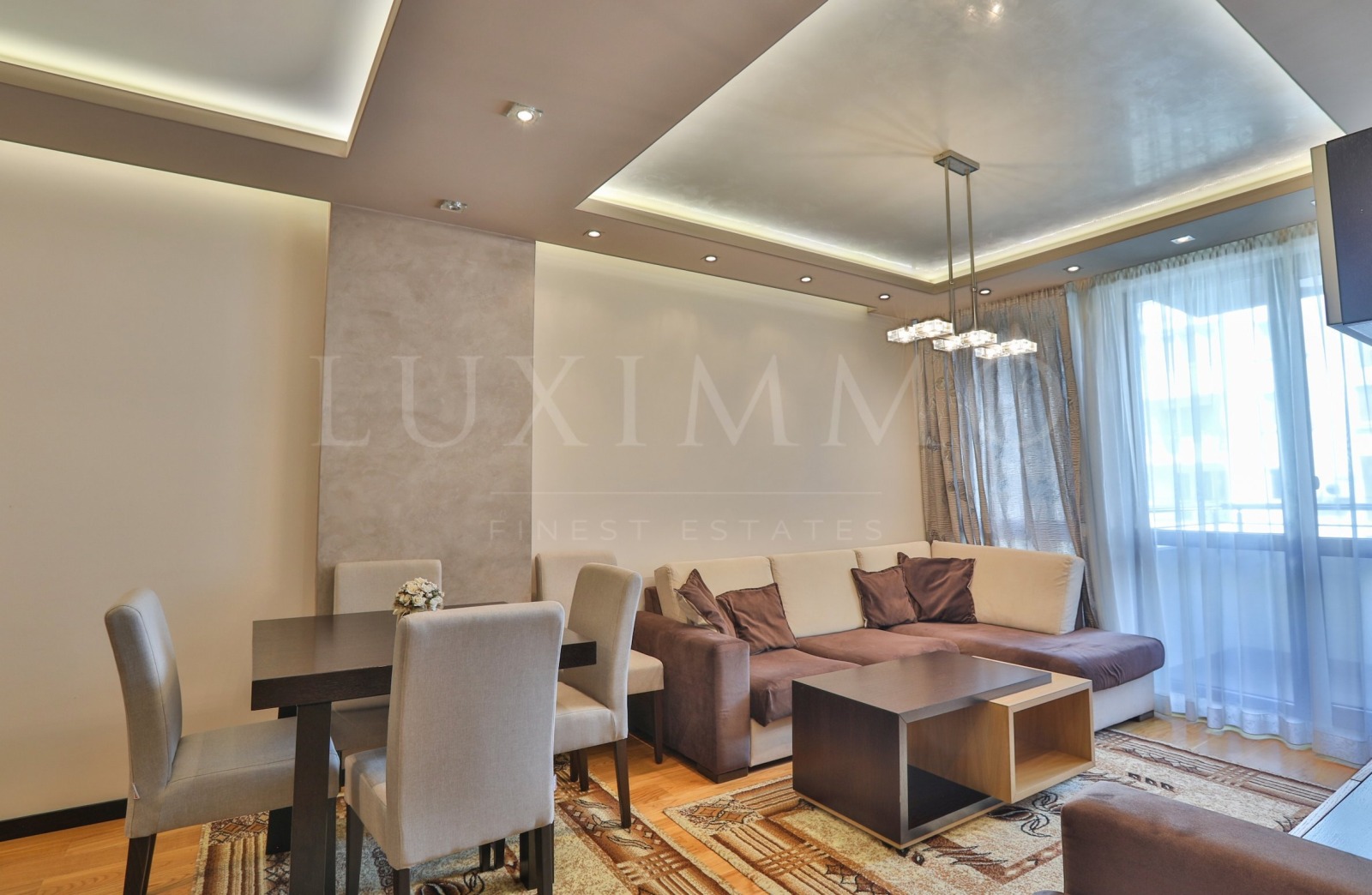 Дава под наем 2-СТАЕН, гр. София, Център