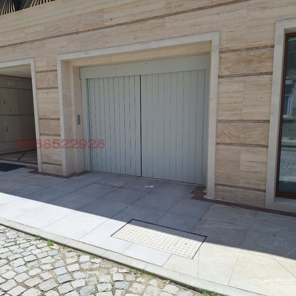 Дава под наем ГАРАЖ, ПАРКОМЯСТО, гр. София, Център, снимка 2 - Гаражи и паркоместа - 54205690