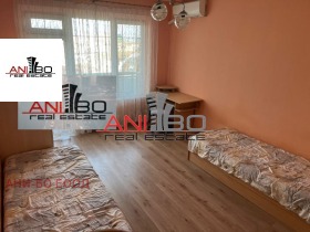 2 makuuhuonetta Ljatno kino Trakija, Varna 3