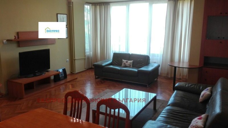 Til leie  2 soverom Sofia , Tsentar , 130 kvm | 46749118