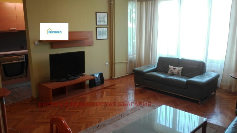 Til leie  2 soverom Sofia , Tsentar , 130 kvm | 46749118 - bilde [2]